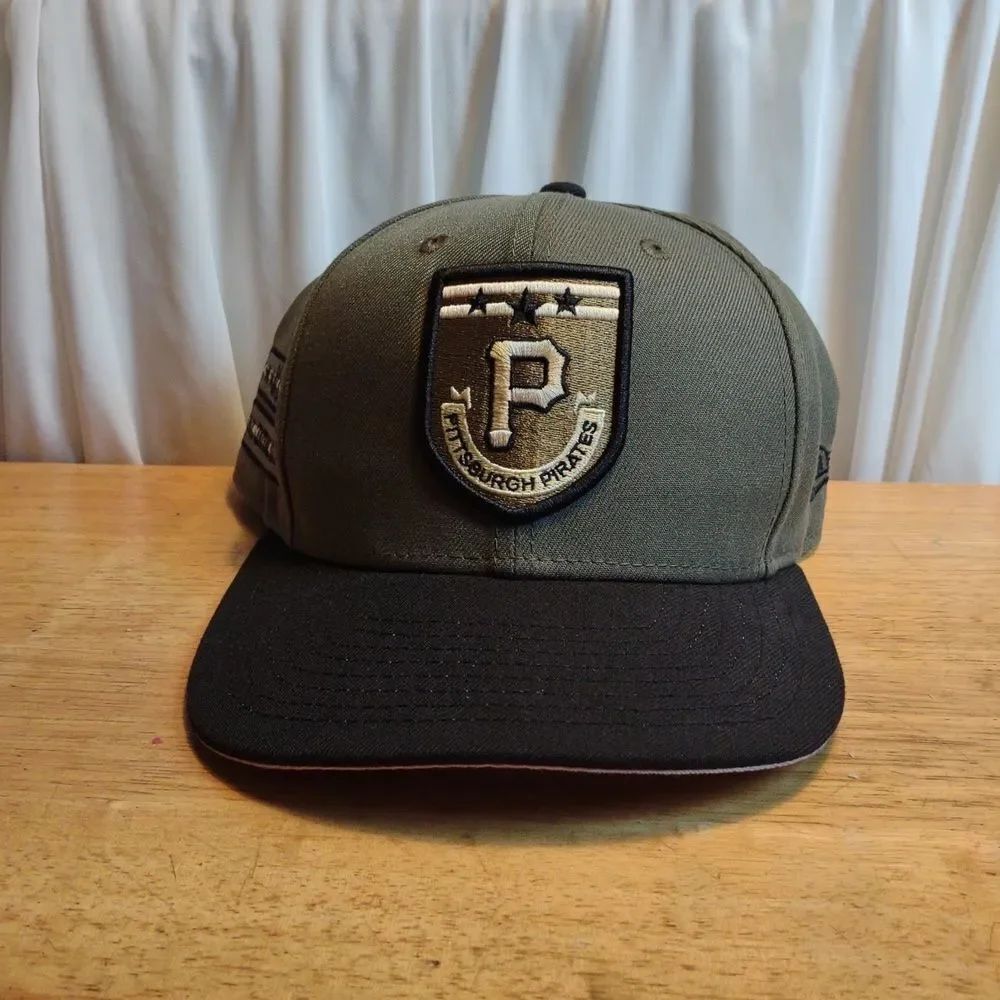 New Era 9Fifty Pittsburgh Pirates Military Snapback Hat - NWOT